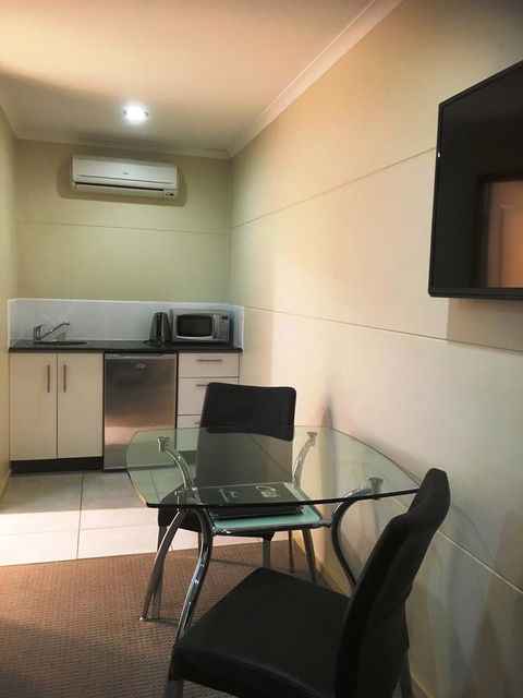 Balranald Club Motel - Holiday Adelaide 9