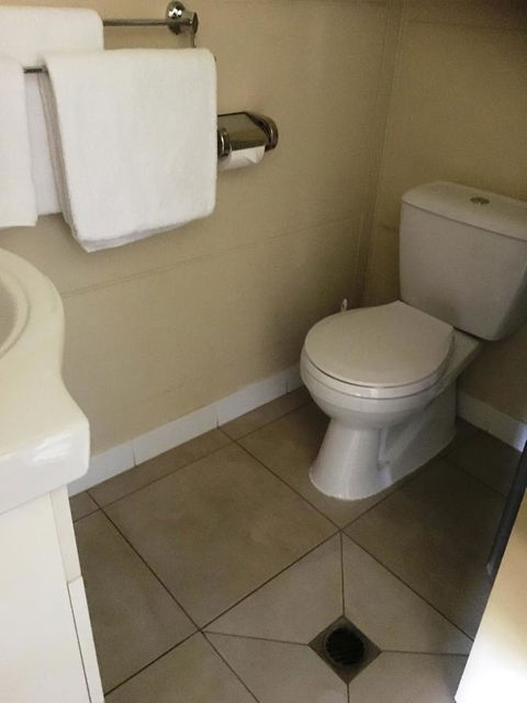 Balranald Club Motel - Holiday Adelaide 12