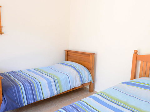 2 Cliff Road - Holiday Adelaide 2