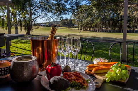Horizons Retreat & Golf, Villa 133 - Holiday Adelaide 0