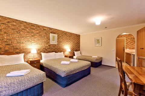 Hume Country Motor Inn - Holiday Adelaide 43