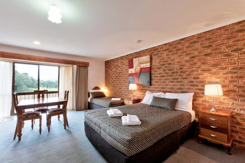 Hume Country Motor Inn - Holiday Adelaide 15