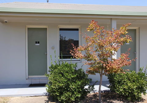 Tumut Apartments - Holiday Adelaide 15