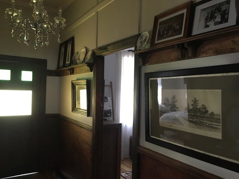 Caledonia Cottage - Holiday Adelaide 9