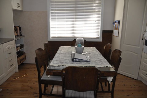 Caledonia Cottage - Holiday Adelaide 13