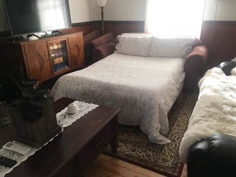 Caledonia Cottage - Holiday Adelaide 4