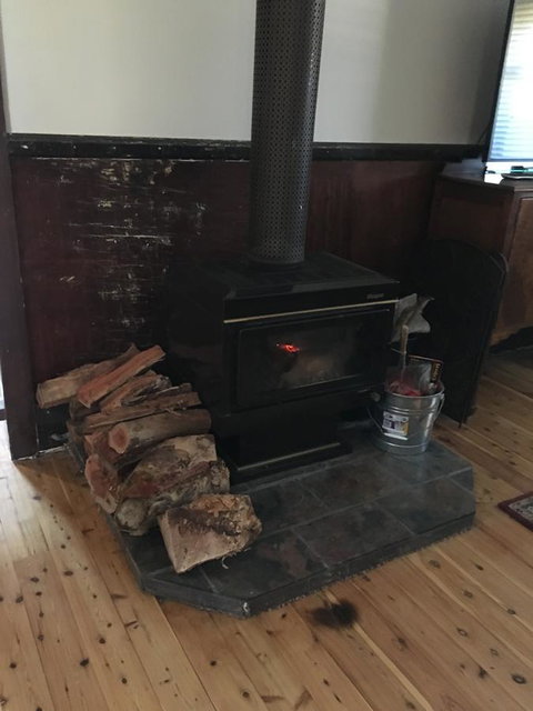 Caledonia Cottage - Holiday Adelaide 12