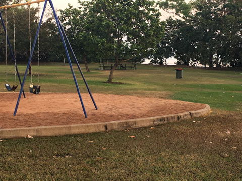 Nightcliff Foreshore Getaway - McKay Gardens - Holiday Adelaide 34