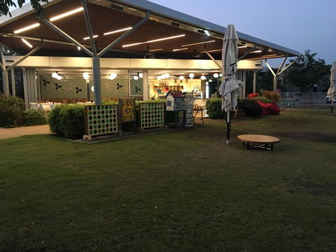Nightcliff Foreshore Getaway - McKay Gardens - Holiday Adelaide 23