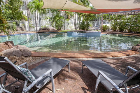 Nightcliff Foreshore Getaway - McKay Gardens - Holiday Adelaide 3