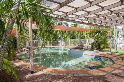 Nightcliff Foreshore Getaway - McKay Gardens - Holiday Adelaide 1