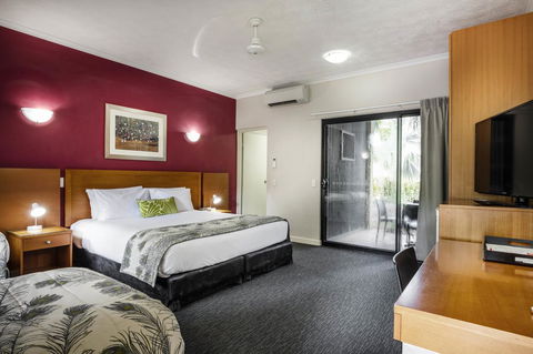 Mercure Darwin Airport Resort - Holiday Adelaide 30