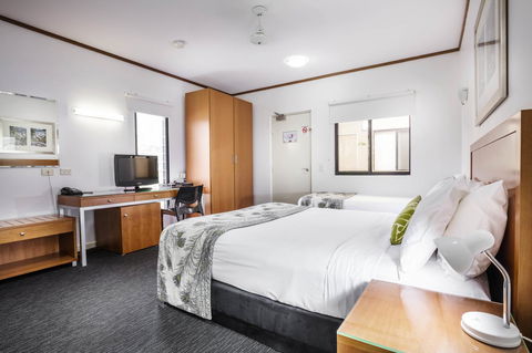 Mercure Darwin Airport Resort - Holiday Adelaide 19