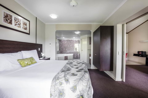 Mercure Darwin Airport Resort - Holiday Adelaide 14