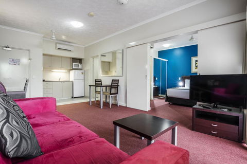 Mercure Darwin Airport Resort - Holiday Adelaide 33