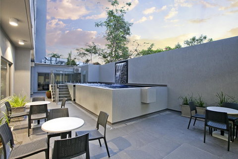 Argus Hotel Darwin - Holiday Adelaide 2