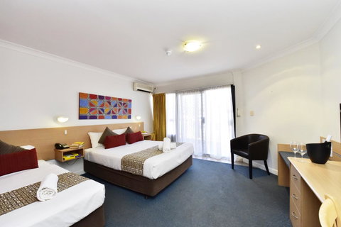 Diplomat Hotel Alice Springs - Holiday Adelaide 14