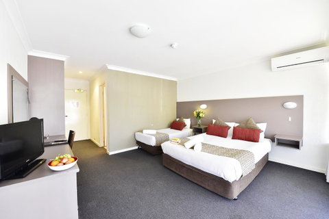 Diplomat Hotel Alice Springs - Holiday Adelaide 16