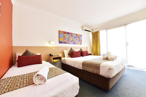 Diplomat Hotel Alice Springs - Holiday Adelaide 9