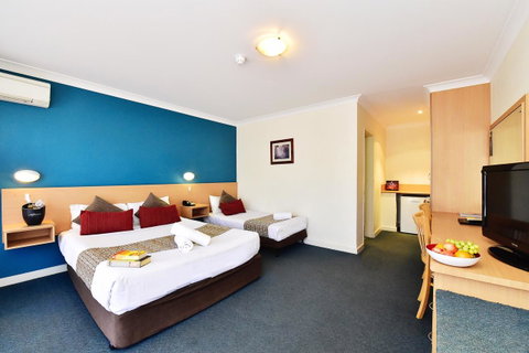 Diplomat Hotel Alice Springs - Holiday Adelaide 17
