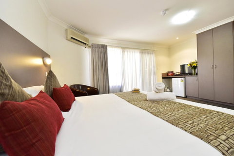 Diplomat Hotel Alice Springs - Holiday Adelaide 30