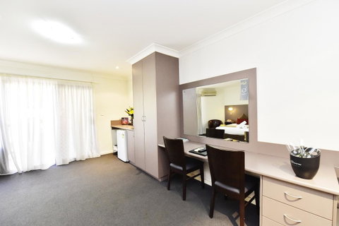 Diplomat Hotel Alice Springs - Holiday Adelaide 31