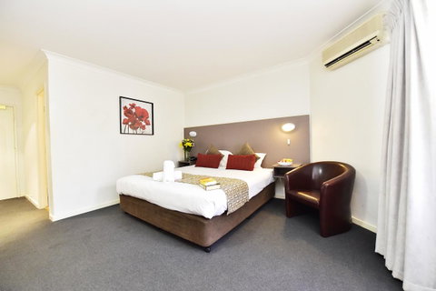 Diplomat Hotel Alice Springs - Holiday Adelaide 25