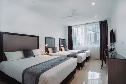 Darwin City Hotel - Holiday Adelaide 9