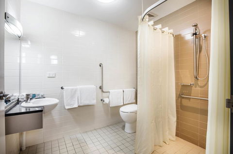 Novotel Darwin Airport - Holiday Adelaide 31