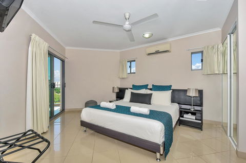 Argus Apartments Darwin - Holiday Adelaide 3