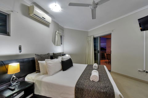 Argus Apartments Darwin - Holiday Adelaide 35