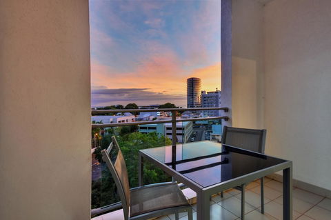 Argus Apartments Darwin - Holiday Adelaide 11