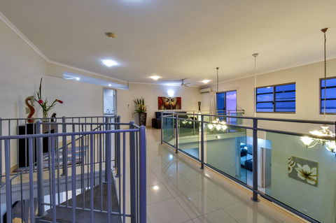 Argus Apartments Darwin - Holiday Adelaide 40