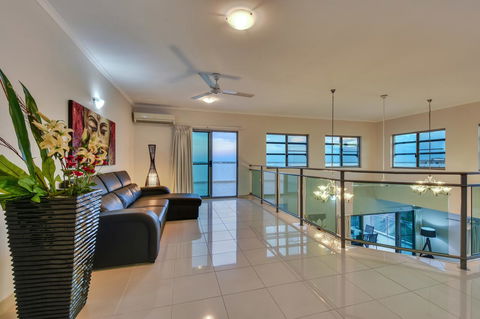 Argus Apartments Darwin - Holiday Adelaide 32