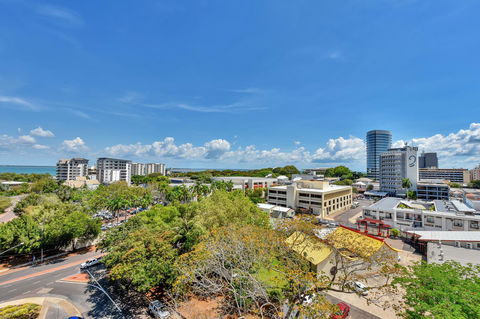 Argus Apartments Darwin - Holiday Adelaide 2