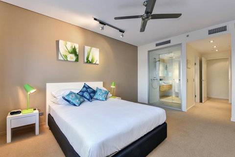 Astra Apartments Darwin - Holiday Adelaide 4