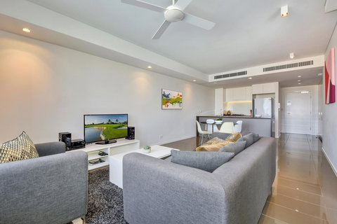 Astra Apartments Darwin - Holiday Adelaide 9