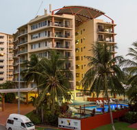 Cullen Bay Resorts - Holiday Adelaide