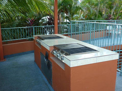 Cullen Bay Resorts - Holiday Adelaide 17