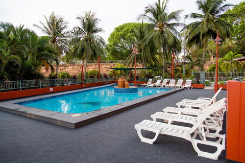 Cullen Bay Resorts - Holiday Adelaide 10