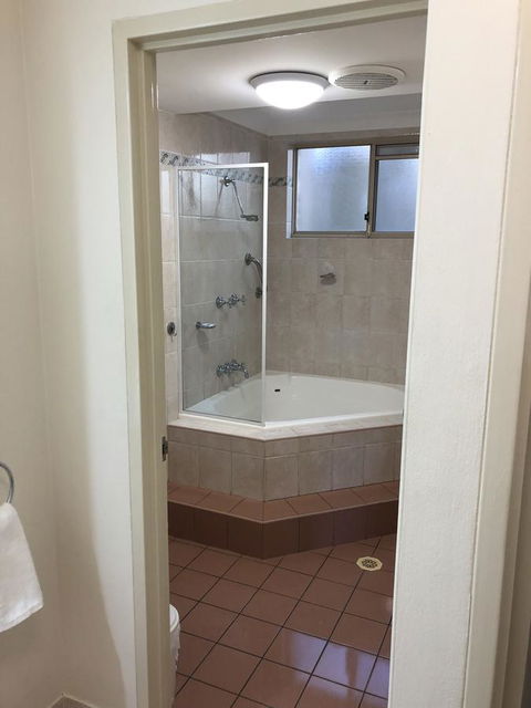 Beaches Serviced Apartments - Holiday Adelaide 9