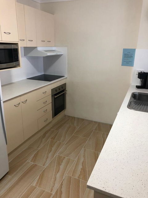 Beaches Serviced Apartments - Holiday Adelaide 11