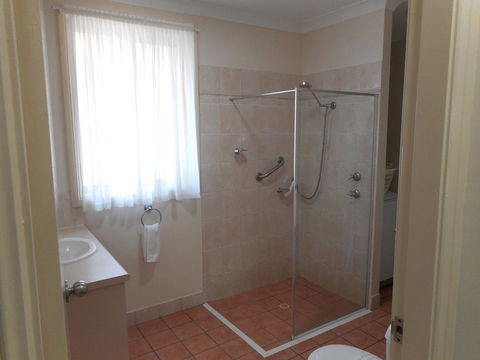 Beaches Serviced Apartments - Holiday Adelaide 24