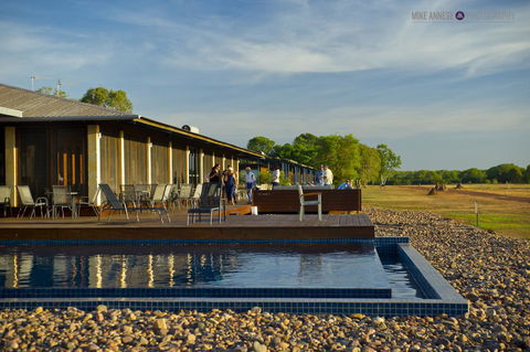 Wildman Wilderness Lodge - Holiday Adelaide 2