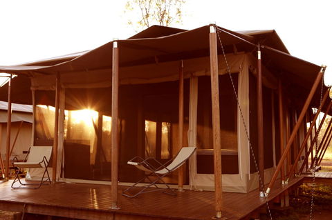 Wildman Wilderness Lodge - Holiday Adelaide 6