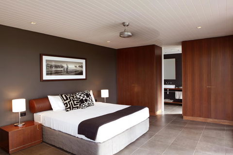 Wildman Wilderness Lodge - Holiday Adelaide 15