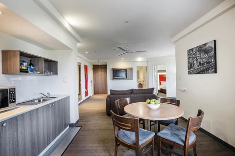 Novotel Darwin CBD - Holiday Adelaide 7