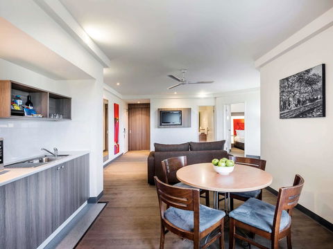 Novotel Darwin CBD - Holiday Adelaide 30