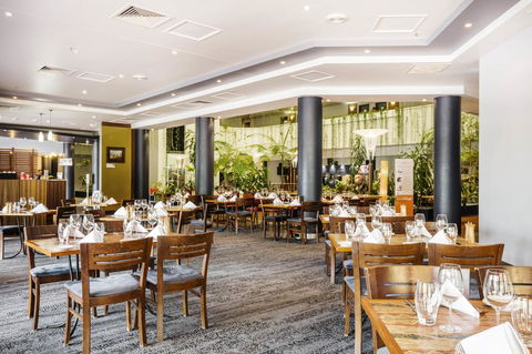 Novotel Darwin CBD - Holiday Adelaide 17