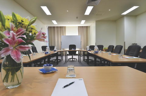 Metro Advance Apartments & Hotel - Holiday Adelaide 7